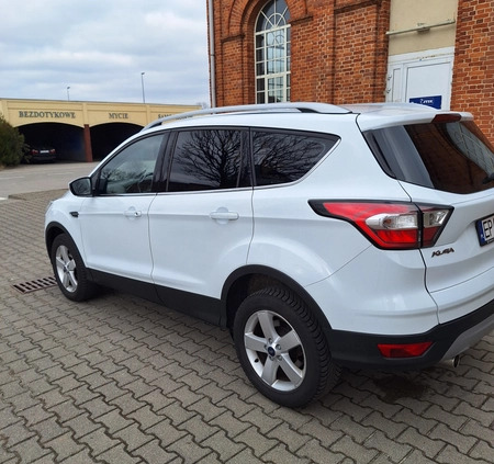 Ford Kuga cena 68900 przebieg: 122500, rok produkcji 2018 z Pabianice małe 562